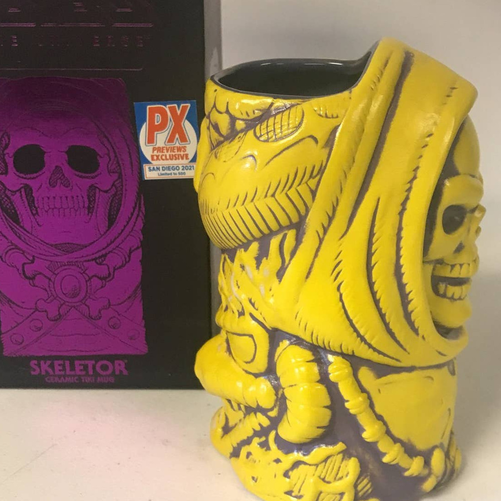 Geeki Tiki Masters of The Universe Bone Yellow Skeletor Mug- 2021 SDCC E… - Picture 3 of 6